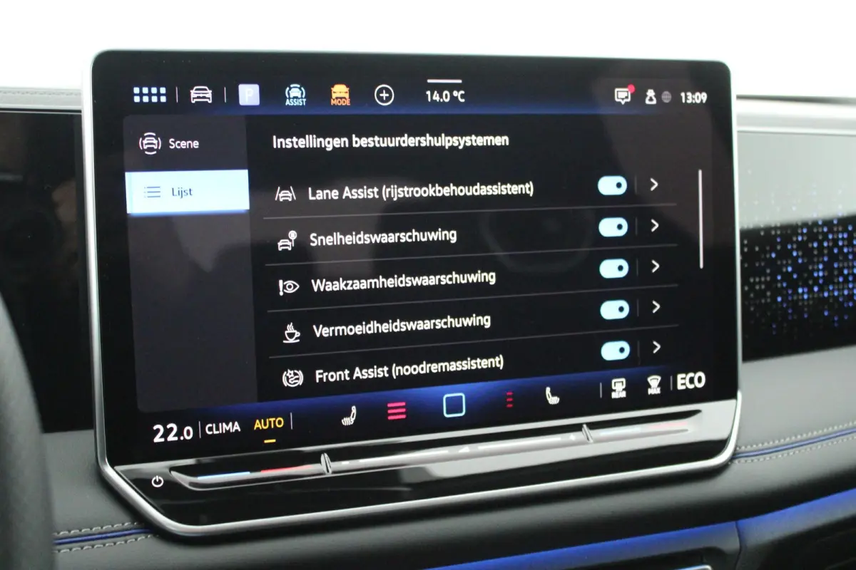 1.5 272pk eHybrid R-Line Edition Trekhaak Camera Keyless Massage Virtual Cockpit Panoramadak Carplay