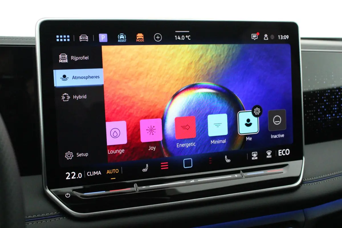 1.5 272pk eHybrid R-Line Edition Trekhaak Camera Keyless Massage Virtual Cockpit Panoramadak Carplay