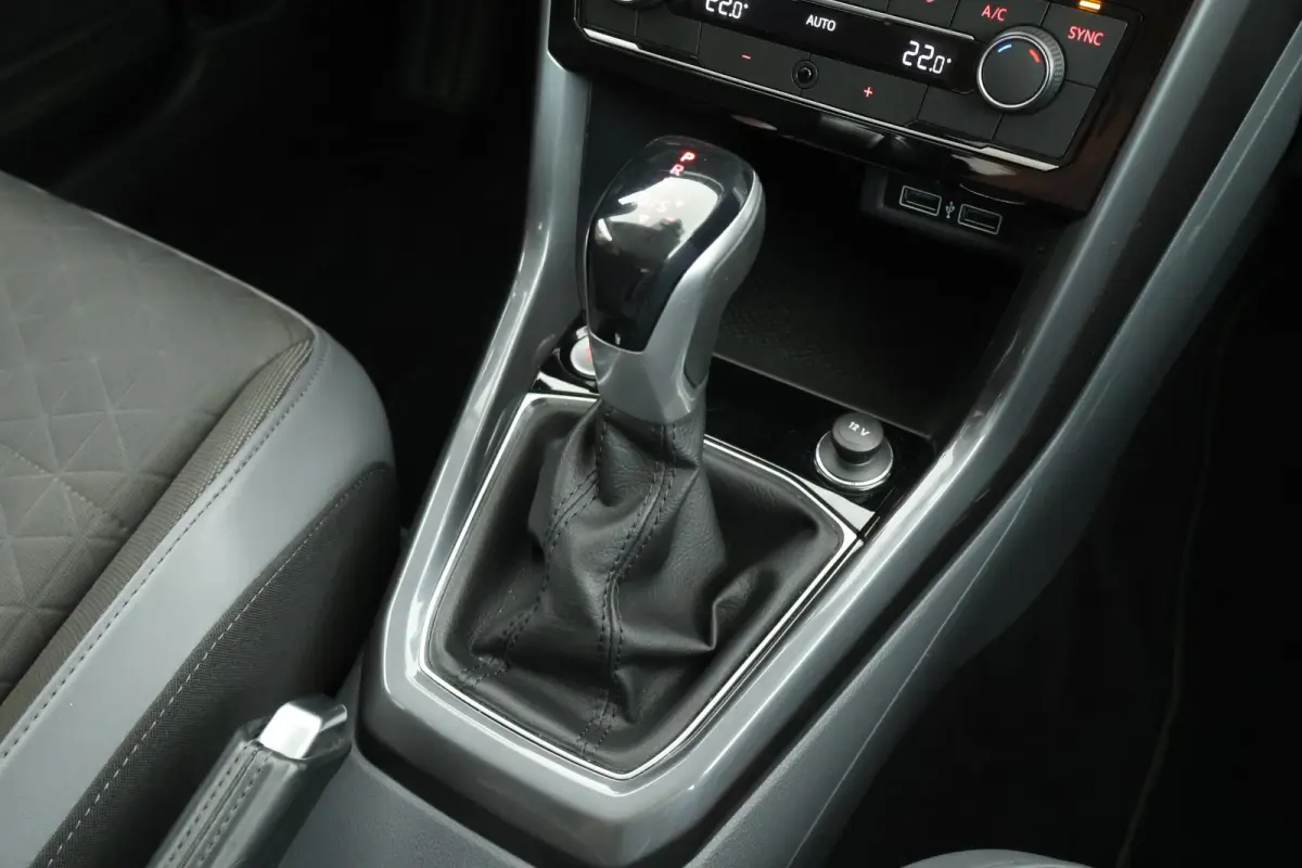 1.0 TSI 115pk DSG R-Line Style Navigatie Camera Keyless Virtual Cockpit