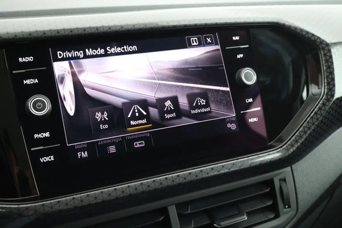 1.0 TSI 115pk DSG R-Line Style Navigatie Camera Keyless Virtual Cockpit