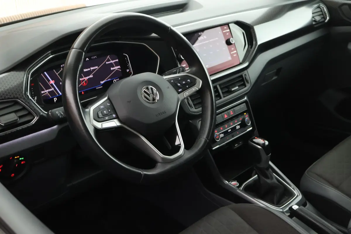 1.0 TSI 115pk DSG R-Line Style Navigatie Camera Keyless Virtual Cockpit