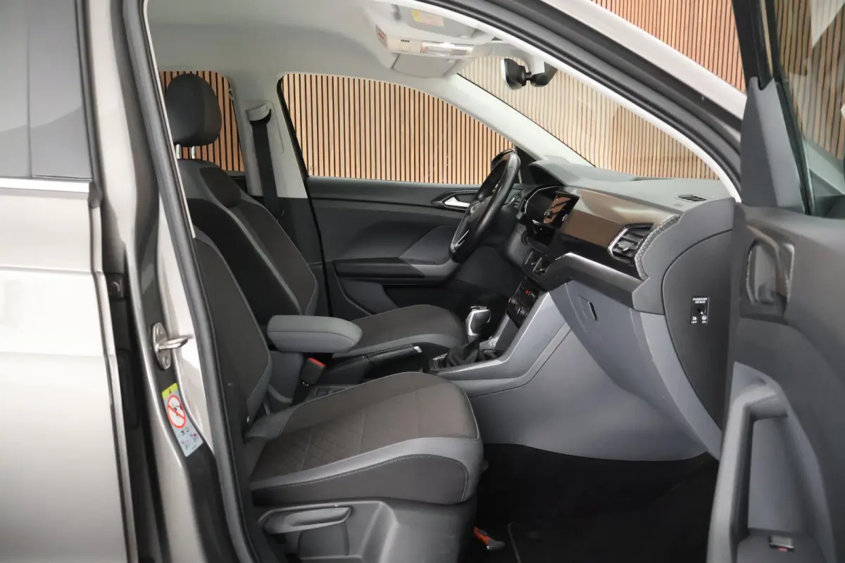 1.0 TSI 115pk DSG R-Line Style Navigatie Camera Keyless Virtual Cockpit