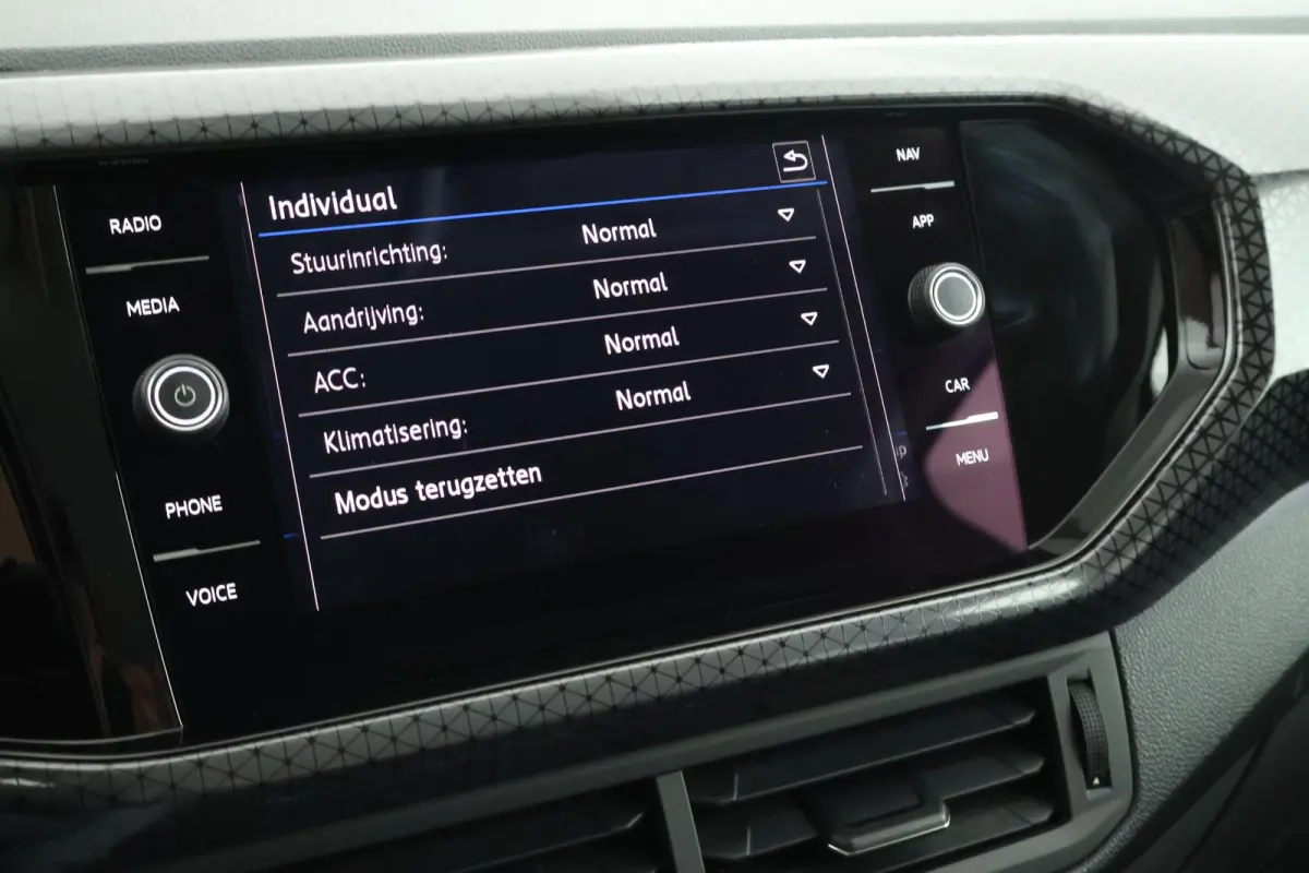 1.0 TSI 115pk DSG R-Line Style Navigatie Camera Keyless Virtual Cockpit