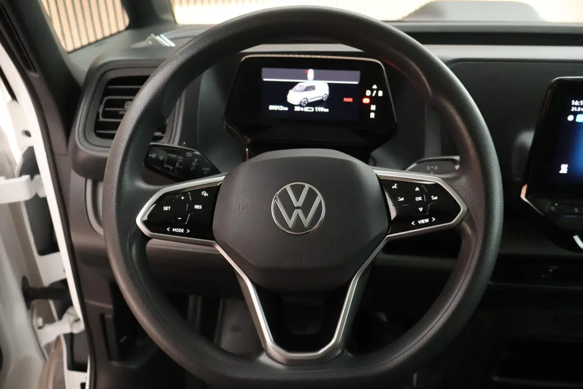 77 kWh 204pk SOH 98% Trekhaak Navigatie Stoelverwarming Adaptive Cruise Control Bijrijdersbank Climate control
