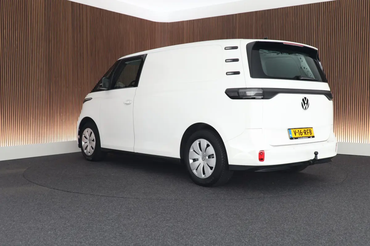 77 kWh 204pk SOH 98% Trekhaak Navigatie Stoelverwarming Adaptive Cruise Control Bijrijdersbank Climate control