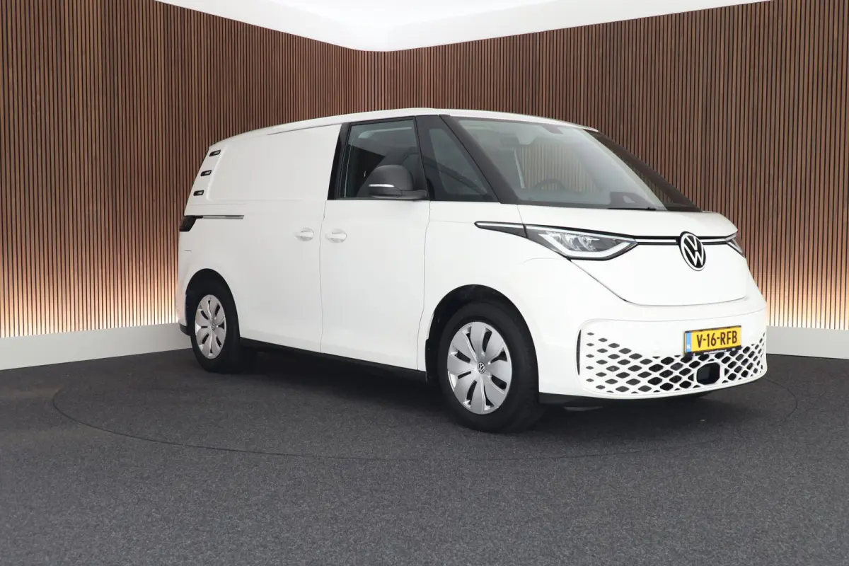 77 kWh 204pk SOH 98% Trekhaak Navigatie Stoelverwarming Adaptive Cruise Control Bijrijdersbank Climate control