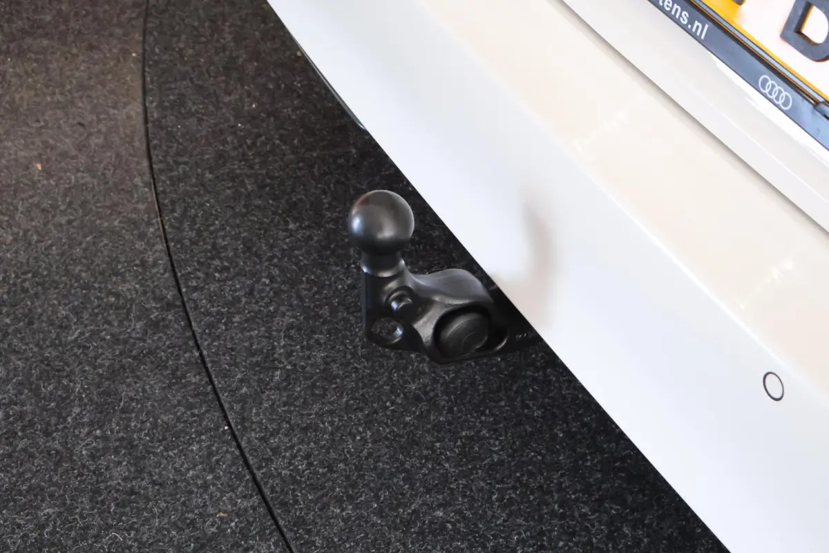 77 kWh 204pk SOH 98% Trekhaak Navigatie Stoelverwarming Adaptive Cruise Control Bijrijdersbank Climate control