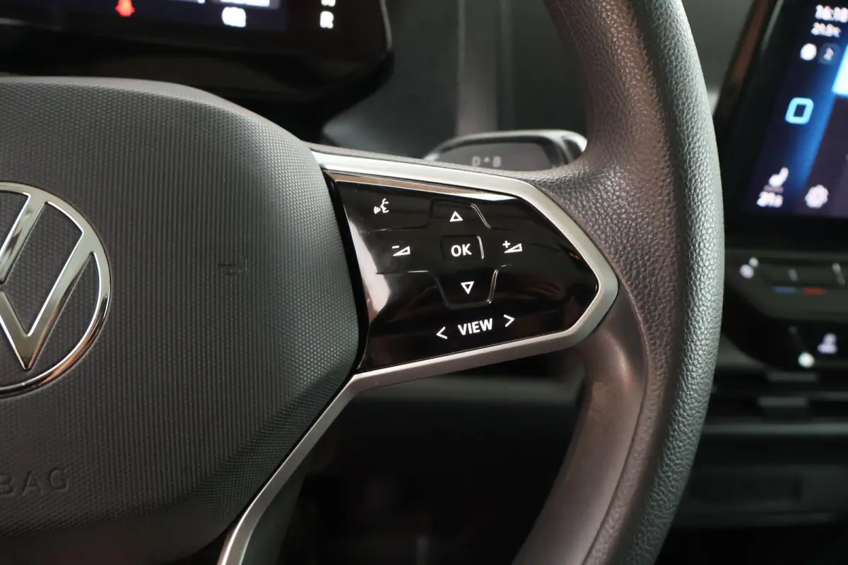 77 kWh 204pk SOH 98% Trekhaak Navigatie Stoelverwarming Adaptive Cruise Control Bijrijdersbank Climate control