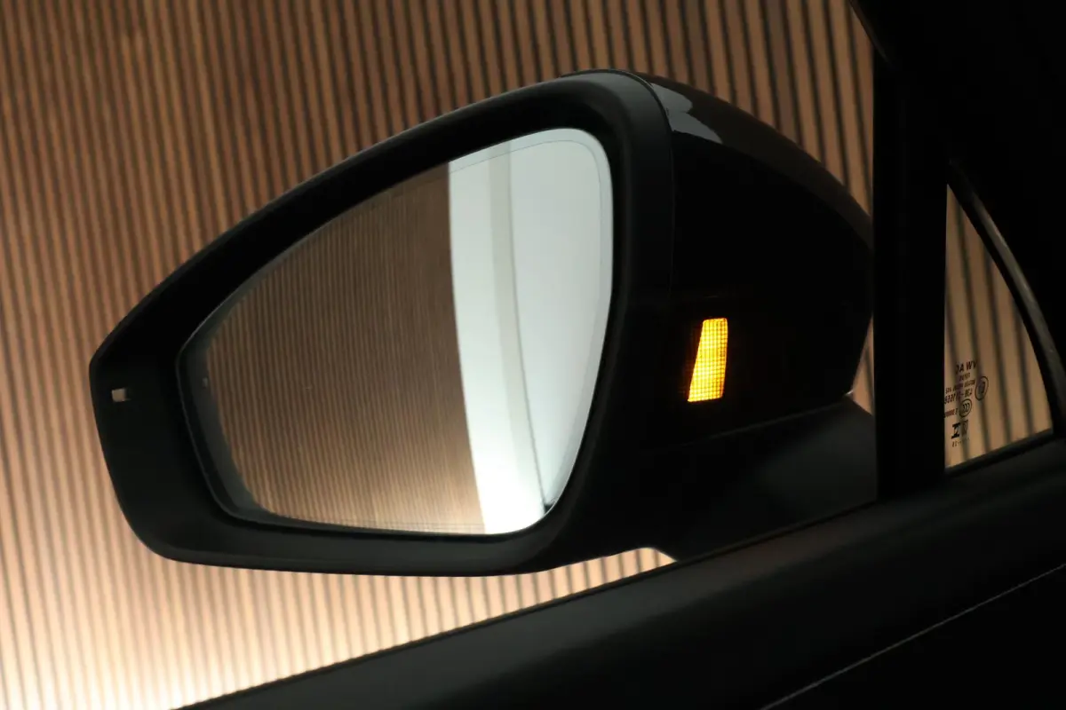 1.5 TSI 204pk PHEV Sportline Business Trekhaak Camera Canton LED Memory Stoelverwarming Panoramadak Navigatie