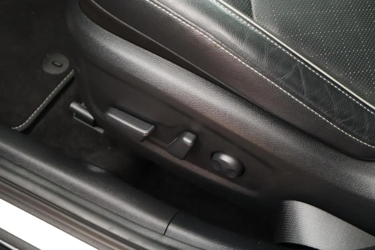 1.6 GDi PHEV ExecutiveLine Trekhaak Panoramadak Leder Camera Stoelkoeling+verwarming Keyless Navigatie