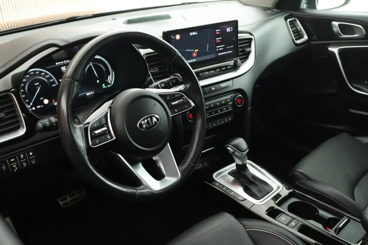 1.6 GDi PHEV ExecutiveLine Trekhaak Panoramadak Leder Camera Stoelkoeling+verwarming Keyless Navigatie