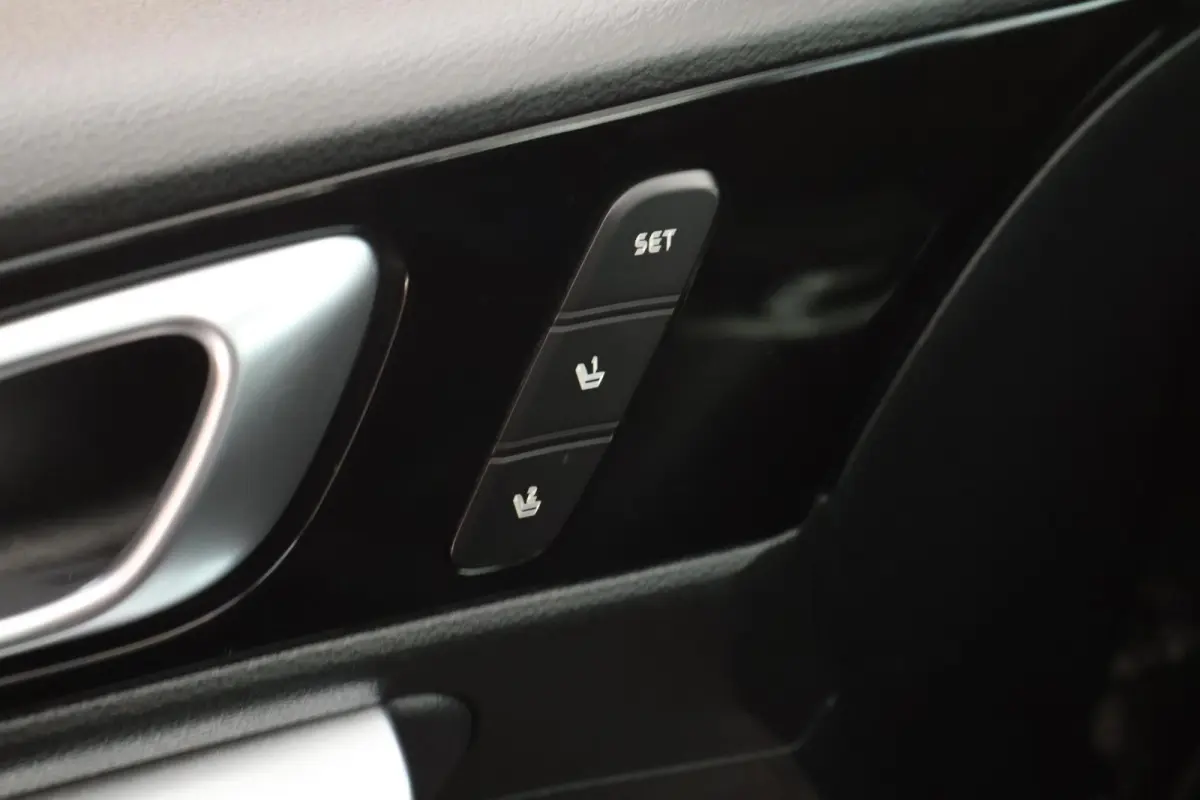 1.6 GDi PHEV ExecutiveLine Trekhaak Panoramadak Leder Camera Stoelkoeling+verwarming Keyless Navigatie