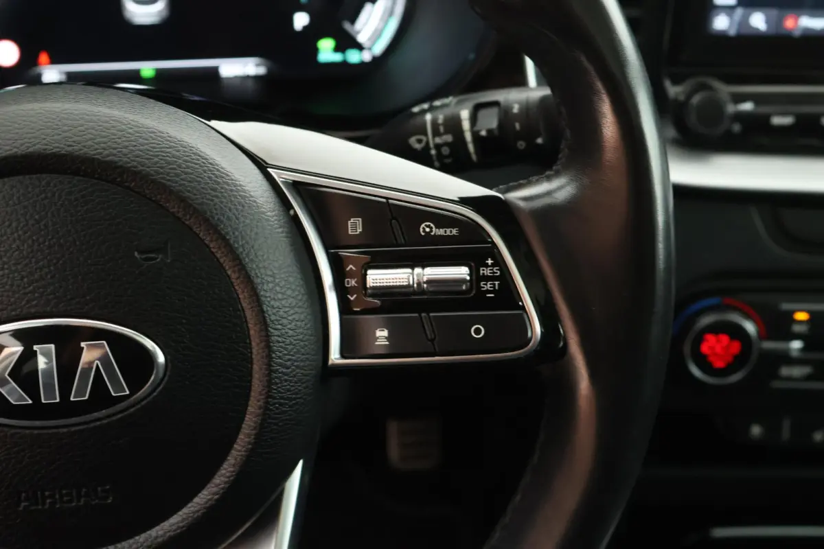 1.6 GDi PHEV ExecutiveLine Trekhaak Panoramadak Leder Camera Stoelkoeling+verwarming Keyless Navigatie