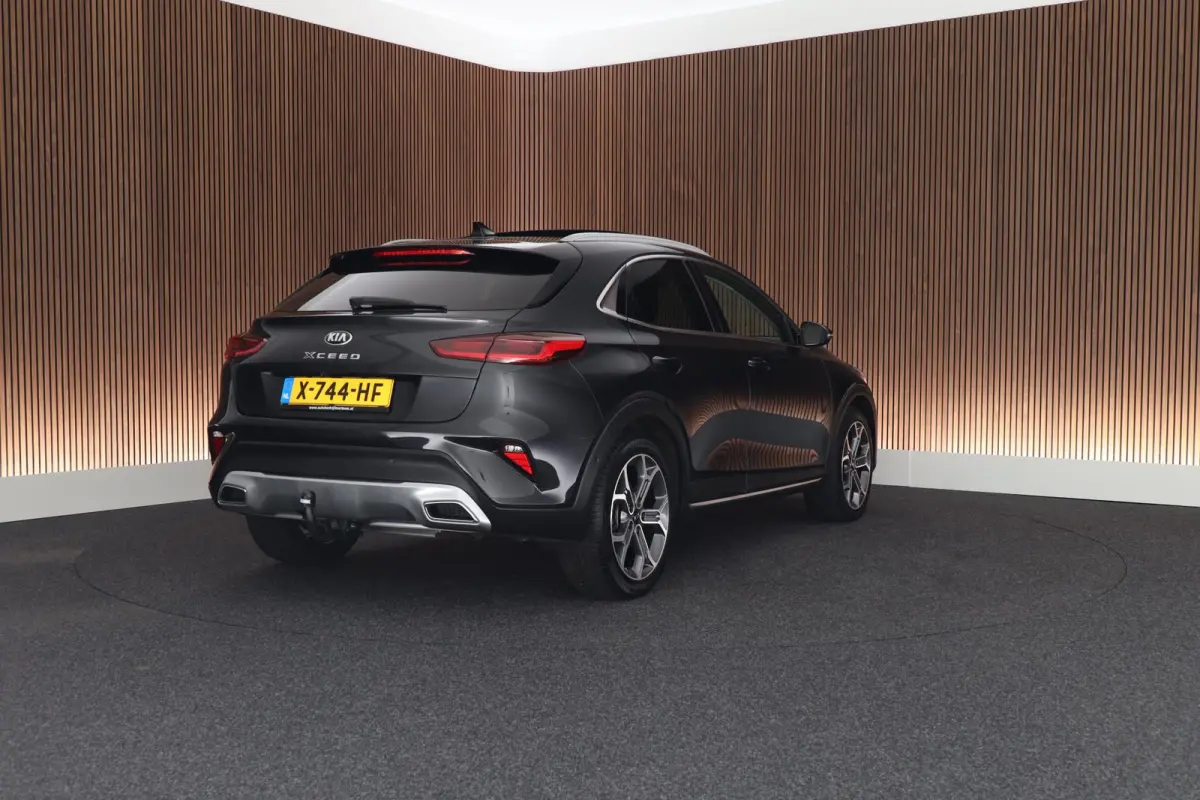 1.6 GDi PHEV ExecutiveLine Trekhaak Panoramadak Leder Camera Stoelkoeling+verwarming Keyless Navigatie