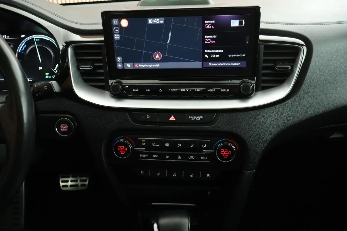 1.6 GDi PHEV ExecutiveLine Trekhaak Panoramadak Leder Camera Stoelkoeling+verwarming Keyless Navigatie