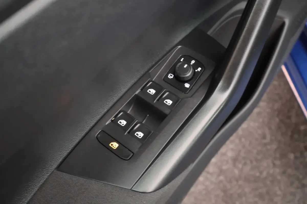 1.0 TSI 95pk Life Stoelverwarming Virtual Cockpit Navigatie