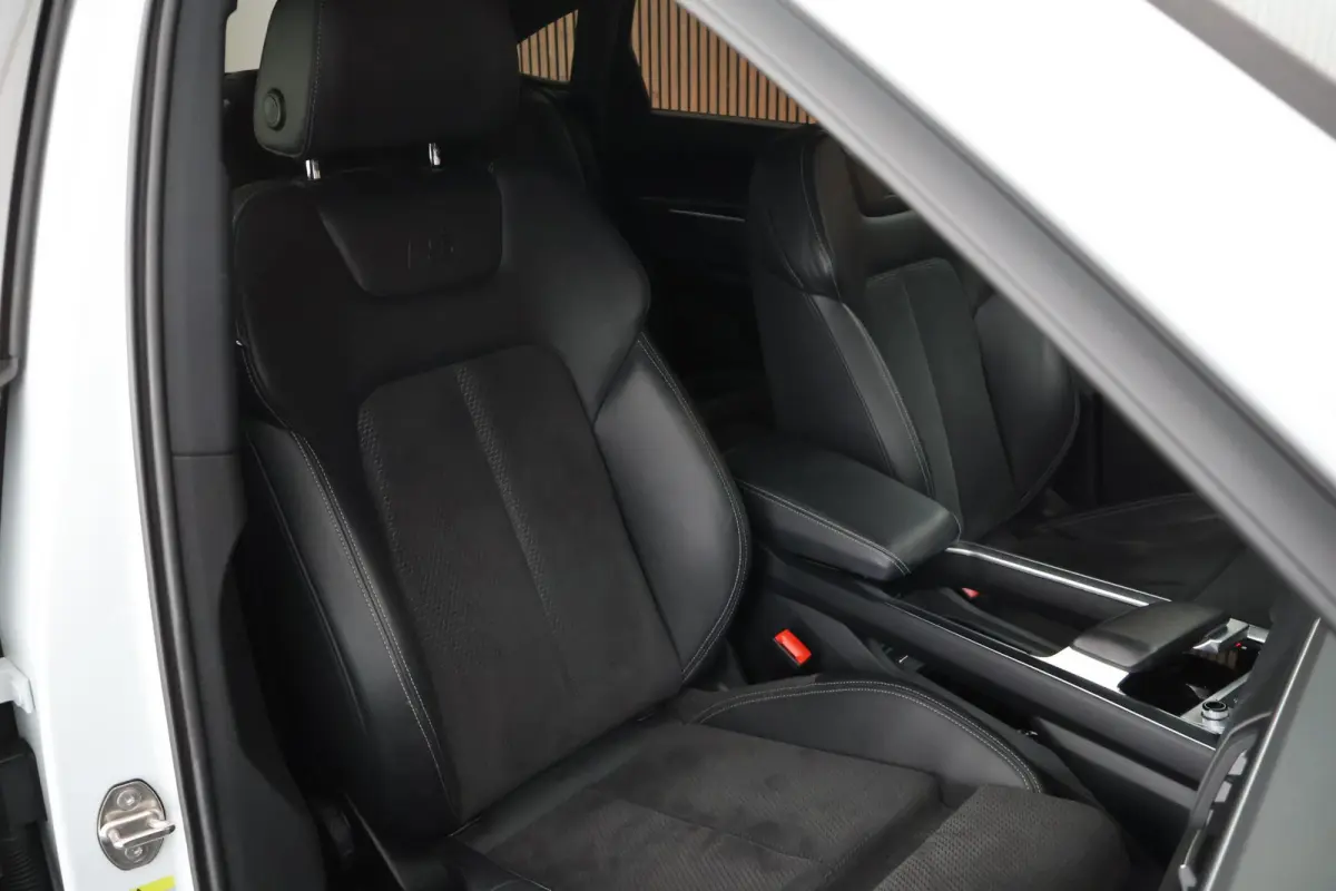 55 408pk quattro S edition 95 kWh SOH 91% Luchtvering 360Camera Nachtzicht Keyless Adaptive cruise