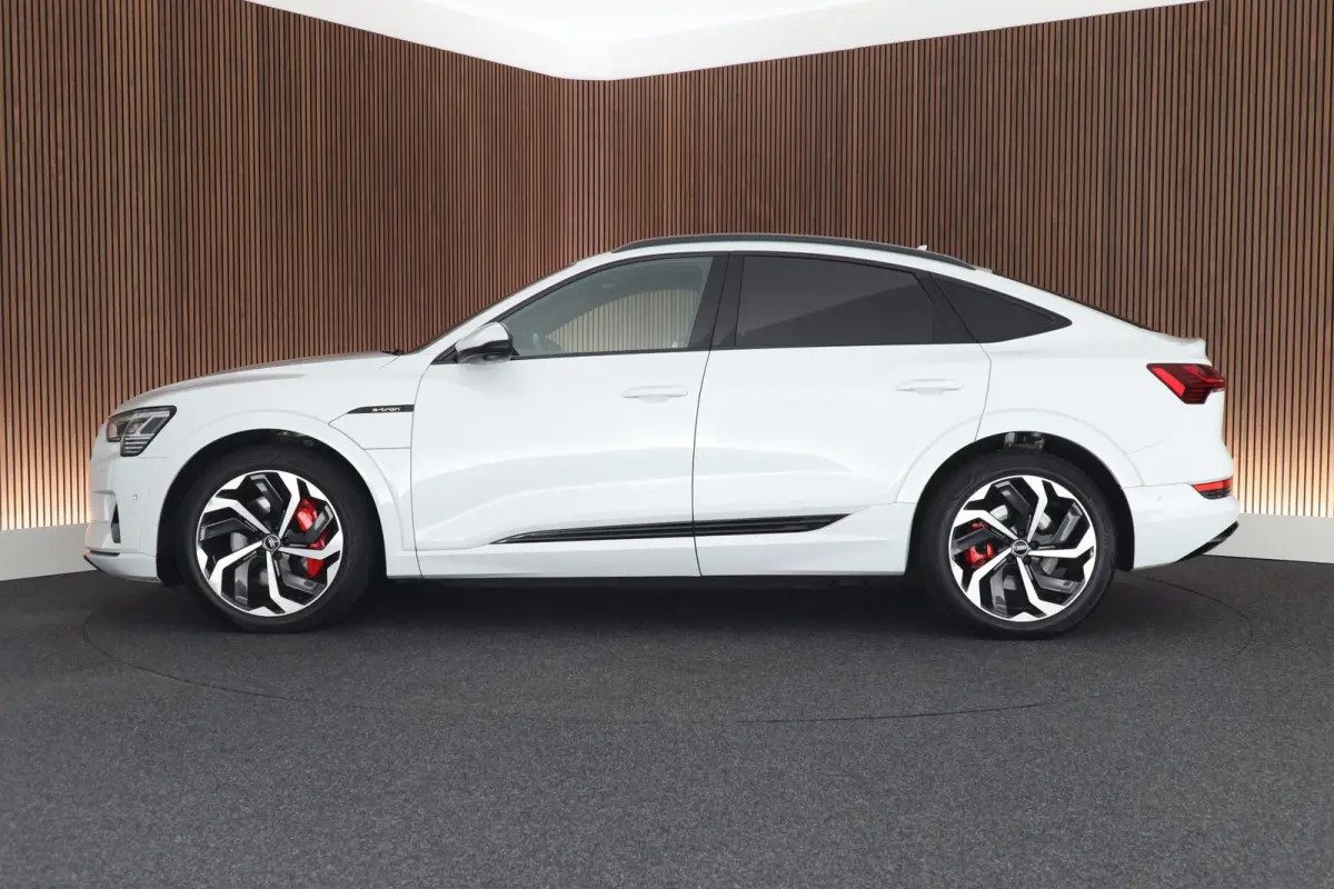 55 408pk quattro S edition 95 kWh SOH 91% Luchtvering 360Camera Nachtzicht Keyless Adaptive cruise