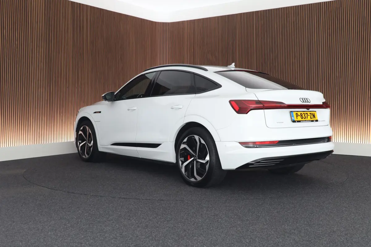 55 408pk quattro S edition 95 kWh SOH 91% Luchtvering 360Camera Nachtzicht Keyless Adaptive cruise