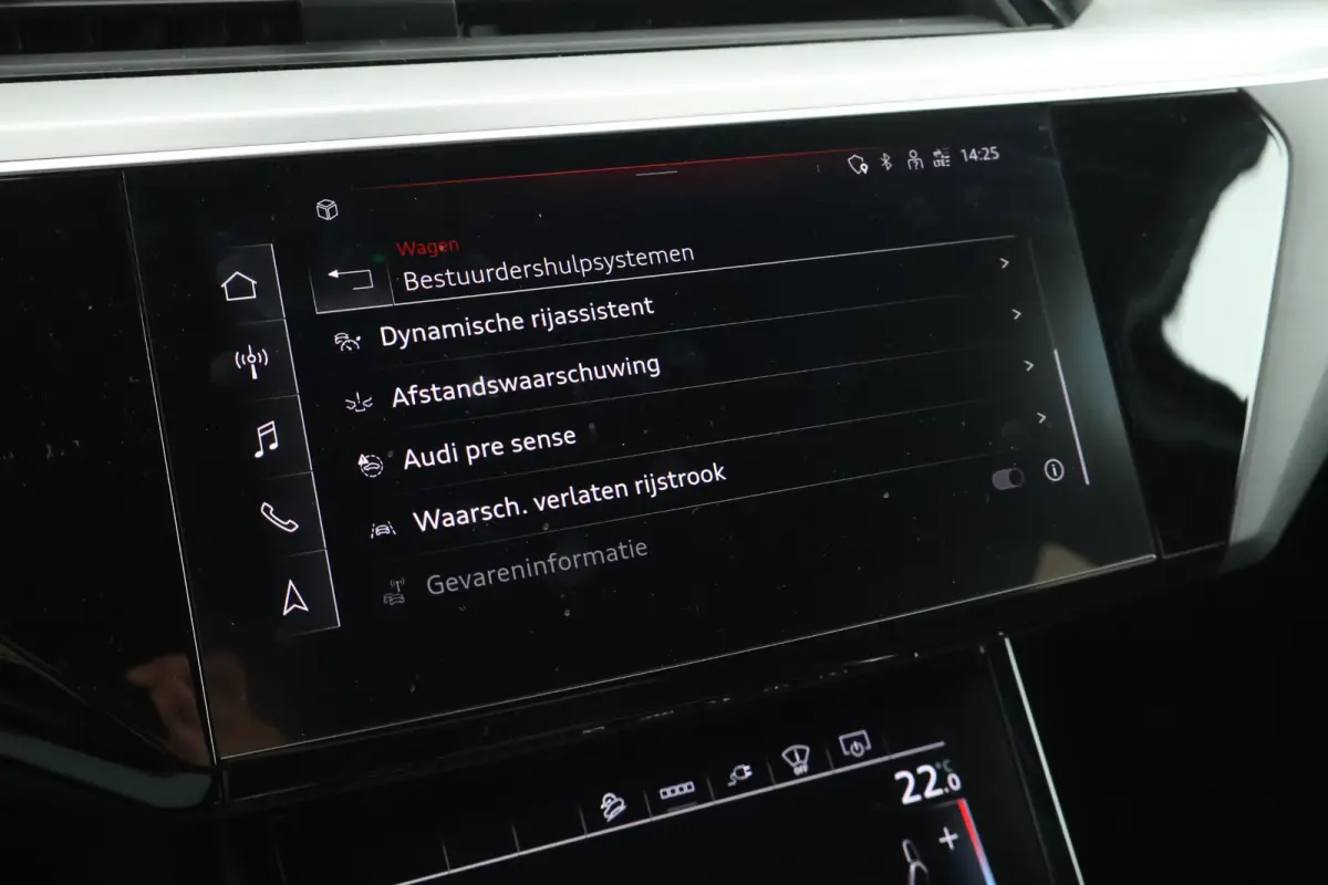 55 408pk quattro S edition 95 kWh SOH 91% Luchtvering 360Camera Nachtzicht Keyless Adaptive cruise