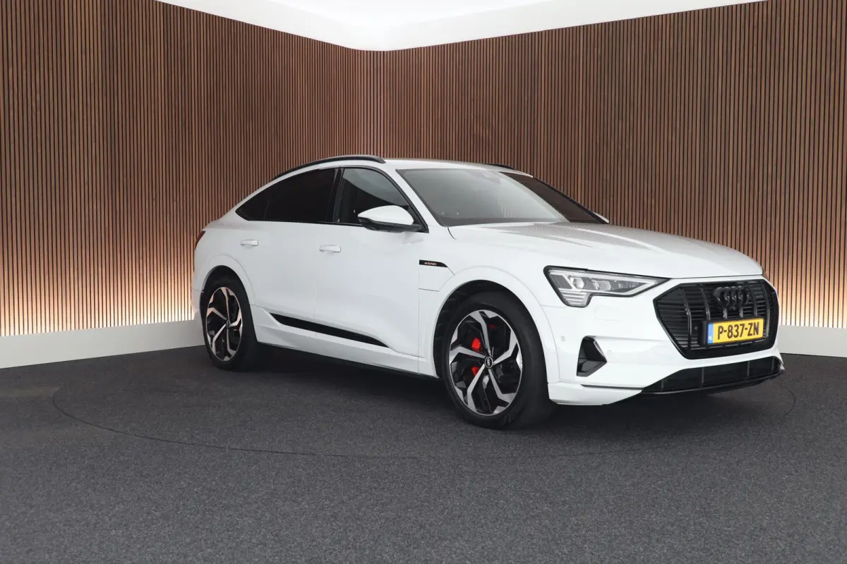 55 408pk quattro S edition 95 kWh SOH 91% Luchtvering 360Camera Nachtzicht Keyless Adaptive cruise