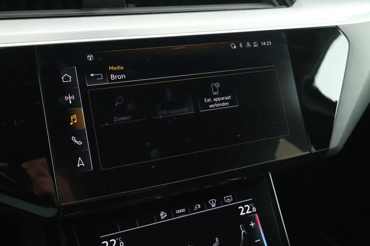 55 408pk quattro S edition 95 kWh SOH 91% Luchtvering 360Camera Nachtzicht Keyless Adaptive cruise