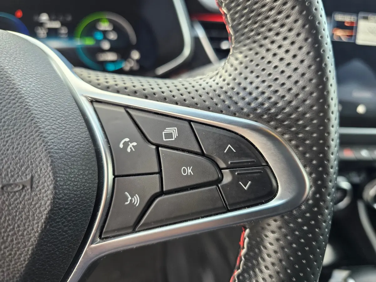 1.6 E-Tech Hybrid 145 R.S. Line Trekhaak | Adaptive Cruise Control | Android Auto/Apple Carplay | Stoel en Stuur Verwarming