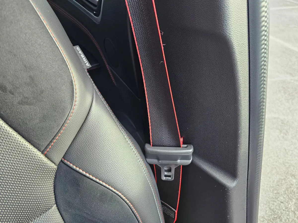 1.6 E-Tech Hybrid 145 R.S. Line Trekhaak | Adaptive Cruise Control | Android Auto/Apple Carplay | Stoel en Stuur Verwarming
