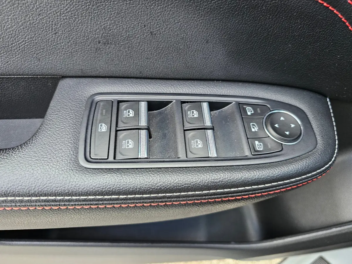 1.6 E-Tech Hybrid 145 R.S. Line Trekhaak | Adaptive Cruise Control | Android Auto/Apple Carplay | Stoel en Stuur Verwarming