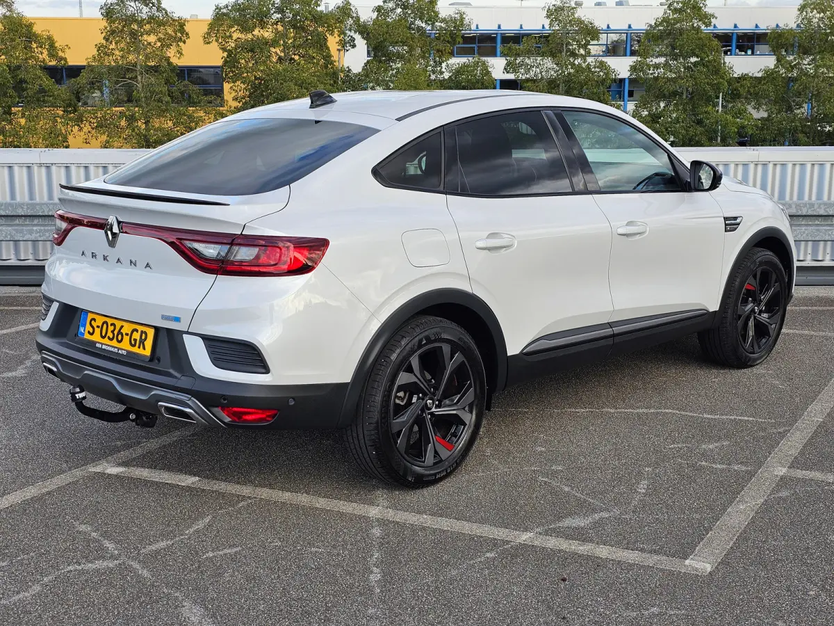 1.6 E-Tech Hybrid 145 R.S. Line Trekhaak | Adaptive Cruise Control | Android Auto/Apple Carplay | Stoel en Stuur Verwarming