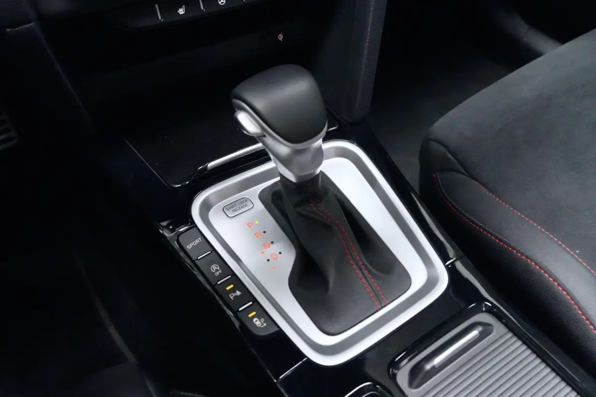 1.6 T-GDI GT PlusLine Automaat 204 PK | Pano-dak | CarPlay | Acc | Led | Camera | Stuur + Stoelverwarming | Pdc | JBL | Memory | Keyless |