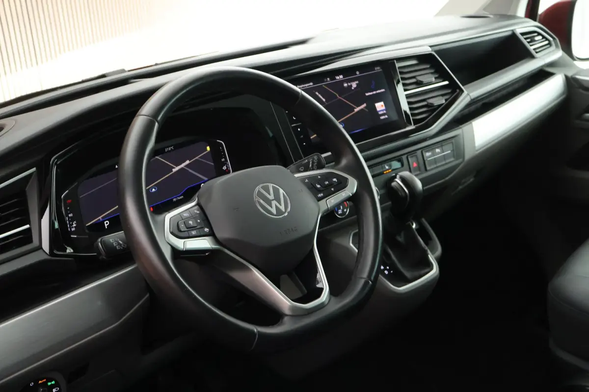 2.0 TDI 150pk DSG L2H1 32 DC Bulli Trekhaak Camera Leder LED Virtual Cockpit Navigatie