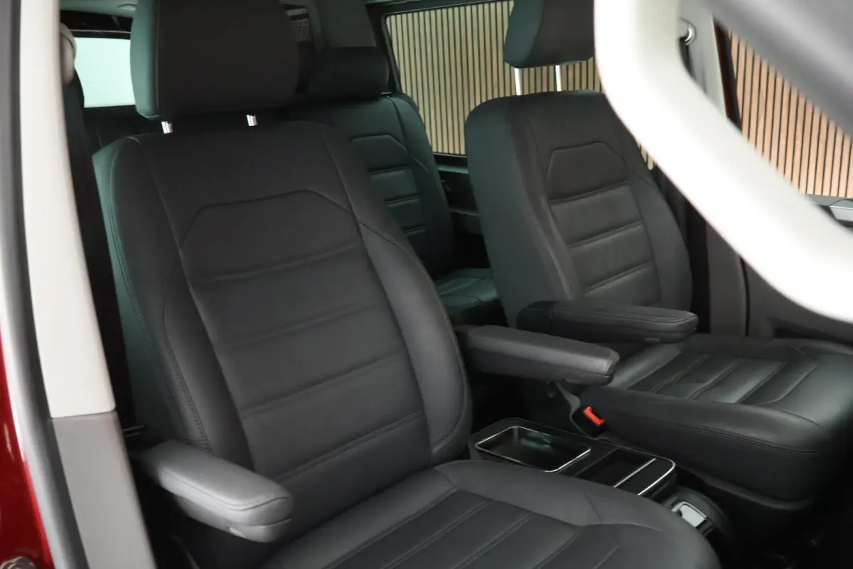 2.0 TDI 150pk DSG L2H1 32 DC Bulli Trekhaak Camera Leder LED Virtual Cockpit Navigatie