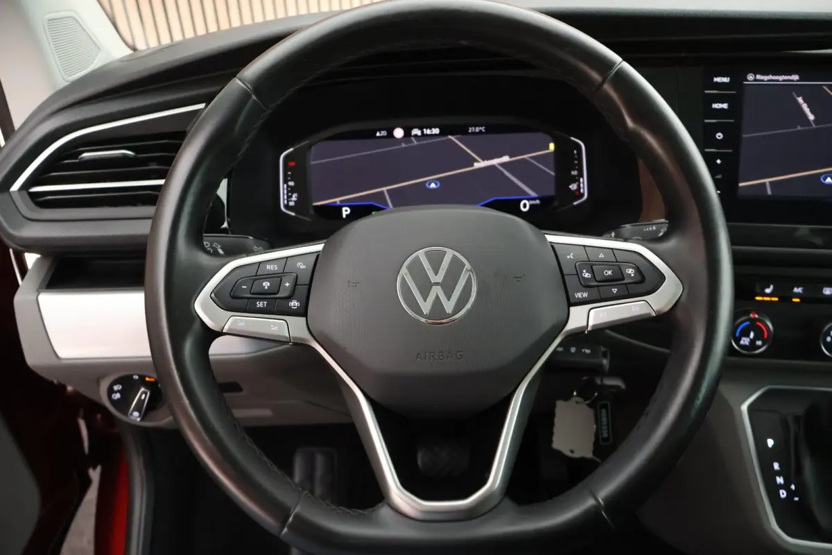 2.0 TDI 150pk DSG L2H1 32 DC Bulli Trekhaak Camera Leder LED Virtual Cockpit Navigatie