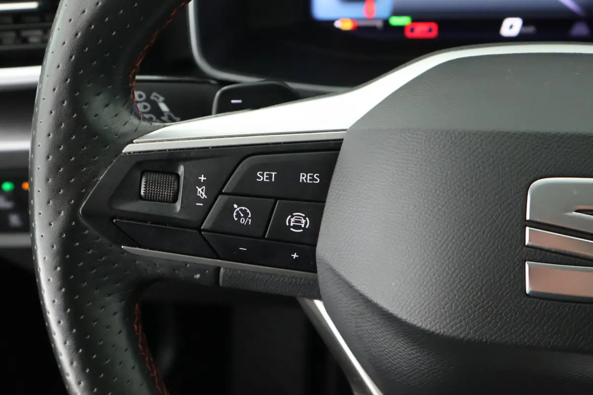 1.4 TSI 204pk eHybrid PHEV FR Business Intense Stoelverwarming Navigatie
