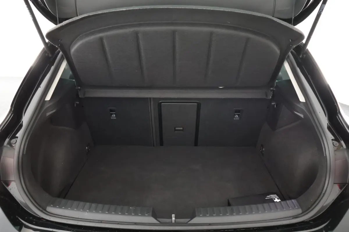 1.4 TSI 204pk eHybrid PHEV FR Business Intense Stoelverwarming Navigatie