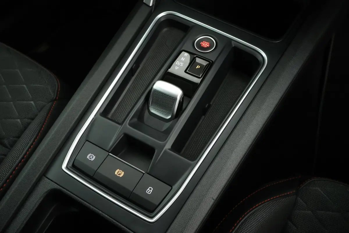1.4 TSI 204pk eHybrid PHEV FR Business Intense Stoelverwarming Navigatie