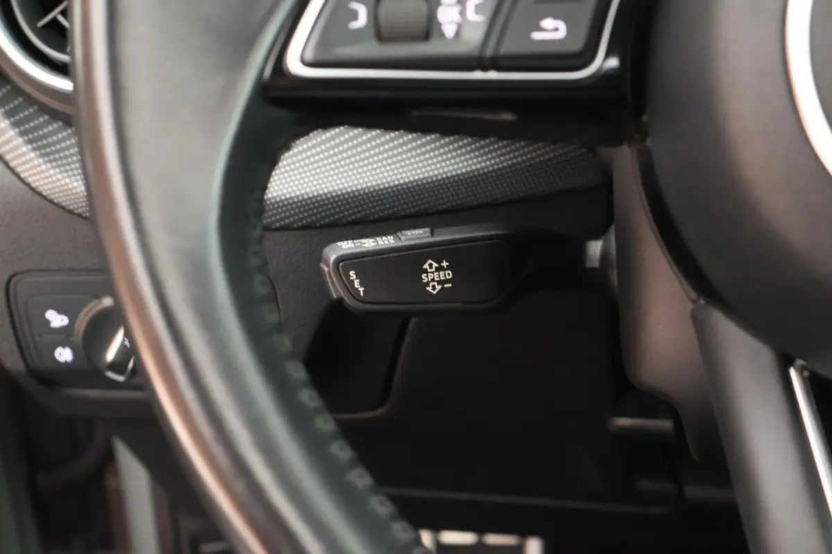 1.4 TFSI 150pk CoD Edition One Panoramadak Trekhaak Virtual Cockpit Navigatie