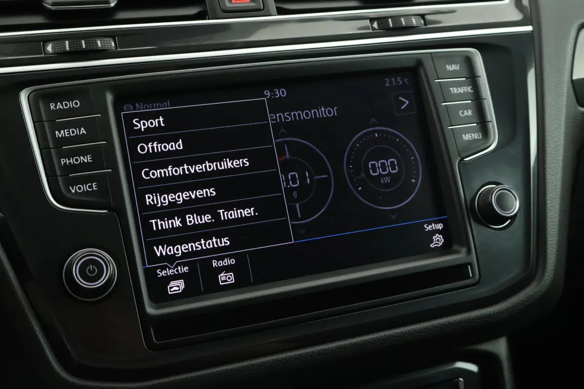 2.0 TSI 180pk DSG 4Motion R-Line Highline Trekhaak Keyless Virtual Cockpit Navigatie