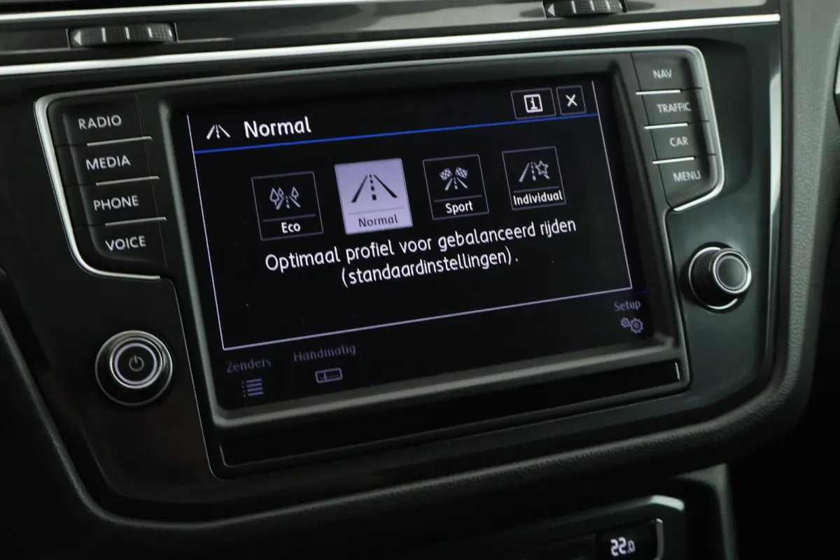 2.0 TSI 180pk DSG 4Motion R-Line Highline Trekhaak Keyless Virtual Cockpit Navigatie