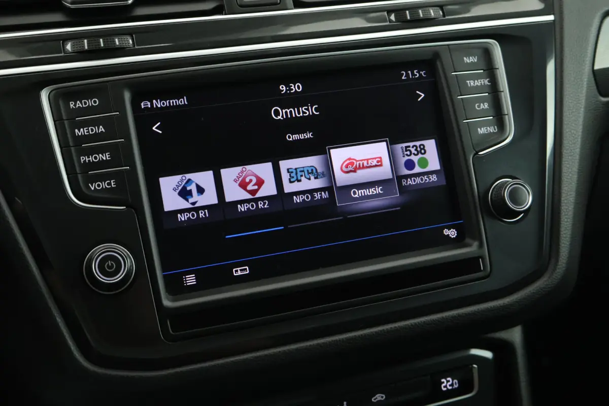 2.0 TSI 180pk DSG 4Motion R-Line Highline Trekhaak Keyless Virtual Cockpit Navigatie