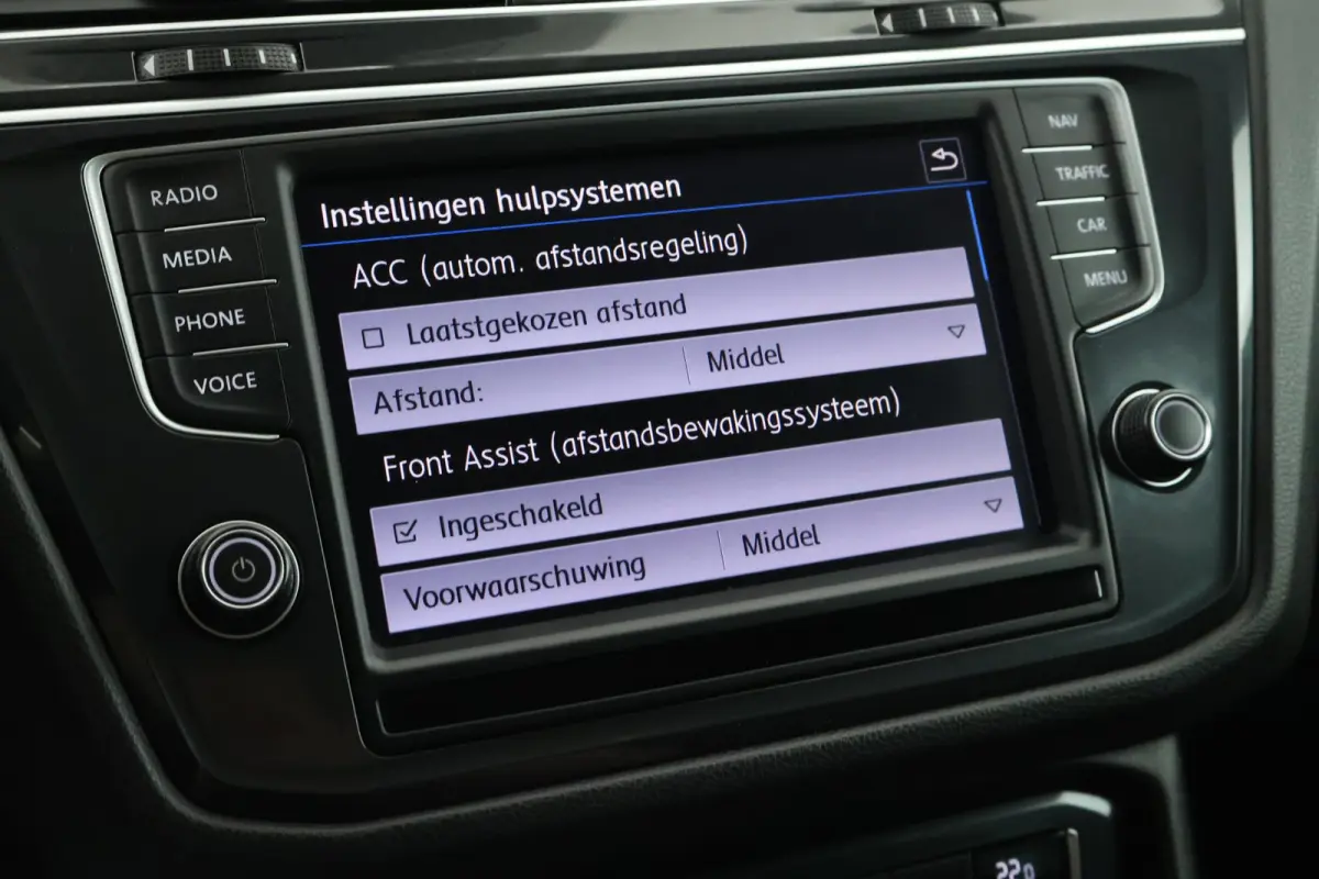 2.0 TSI 180pk DSG 4Motion R-Line Highline Trekhaak Keyless Virtual Cockpit Navigatie