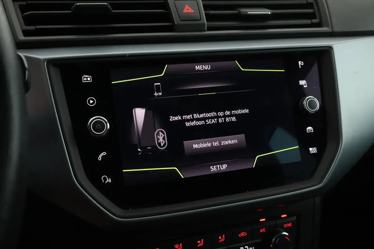 1.0 TSI 95pk Style Launch Edition Navigatie Climate Control Parkeersensoren