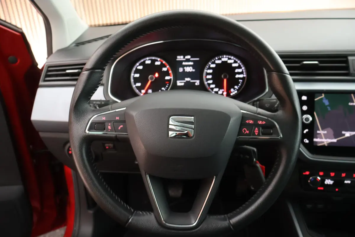 1.0 TSI 95pk Style Launch Edition Navigatie Climate Control Parkeersensoren