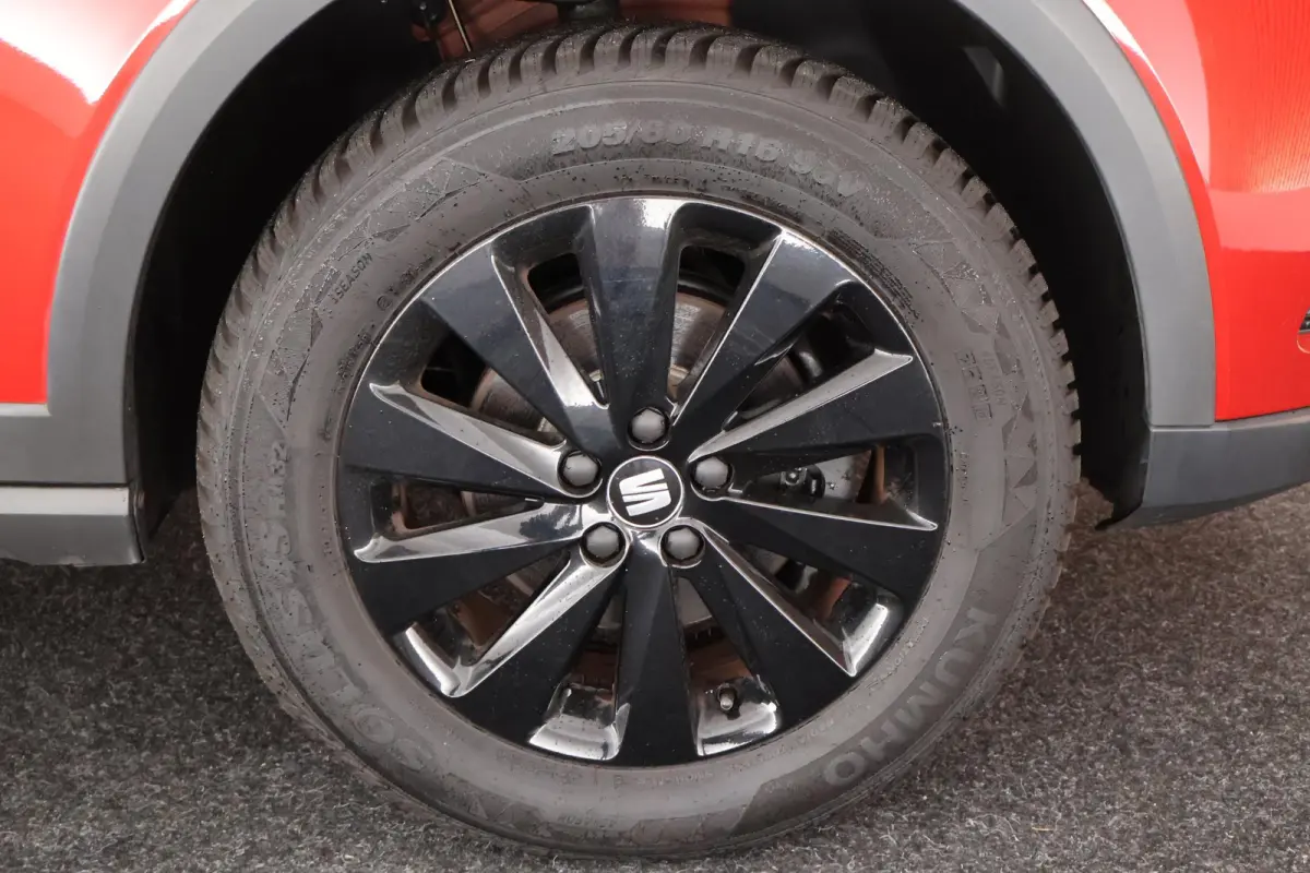 1.0 TSI 95pk Style Launch Edition Navigatie Climate Control Parkeersensoren