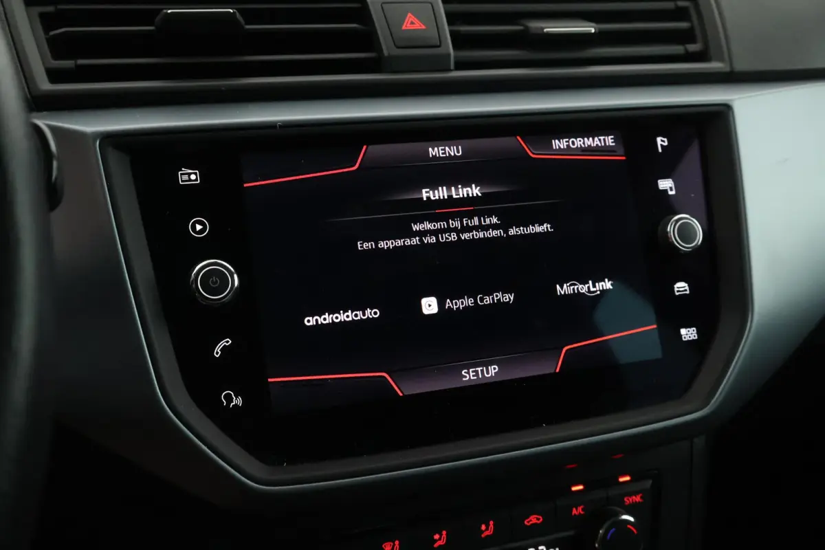 1.0 TSI 95pk Style Launch Edition Navigatie Climate Control Parkeersensoren