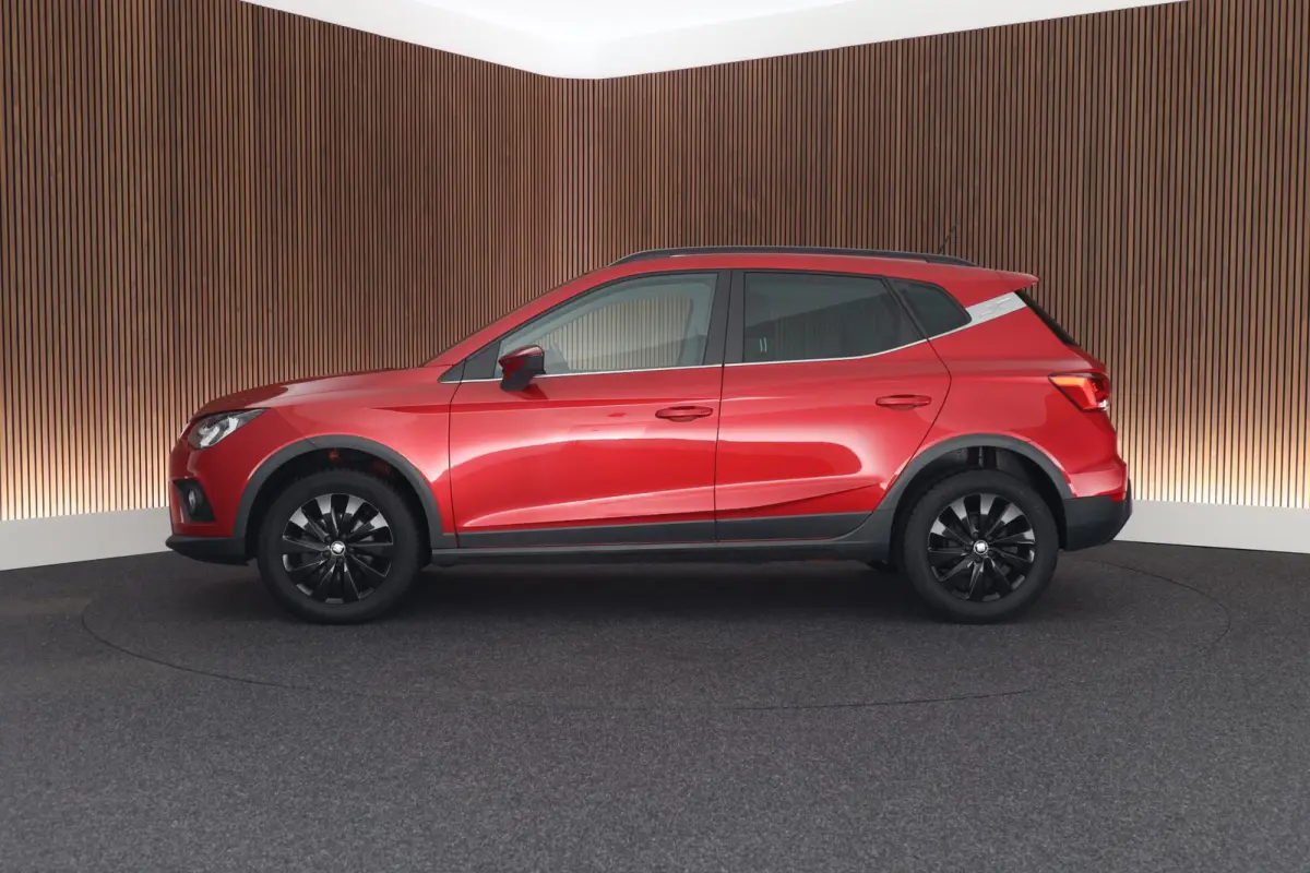 1.0 TSI 95pk Style Launch Edition Navigatie Climate Control Parkeersensoren