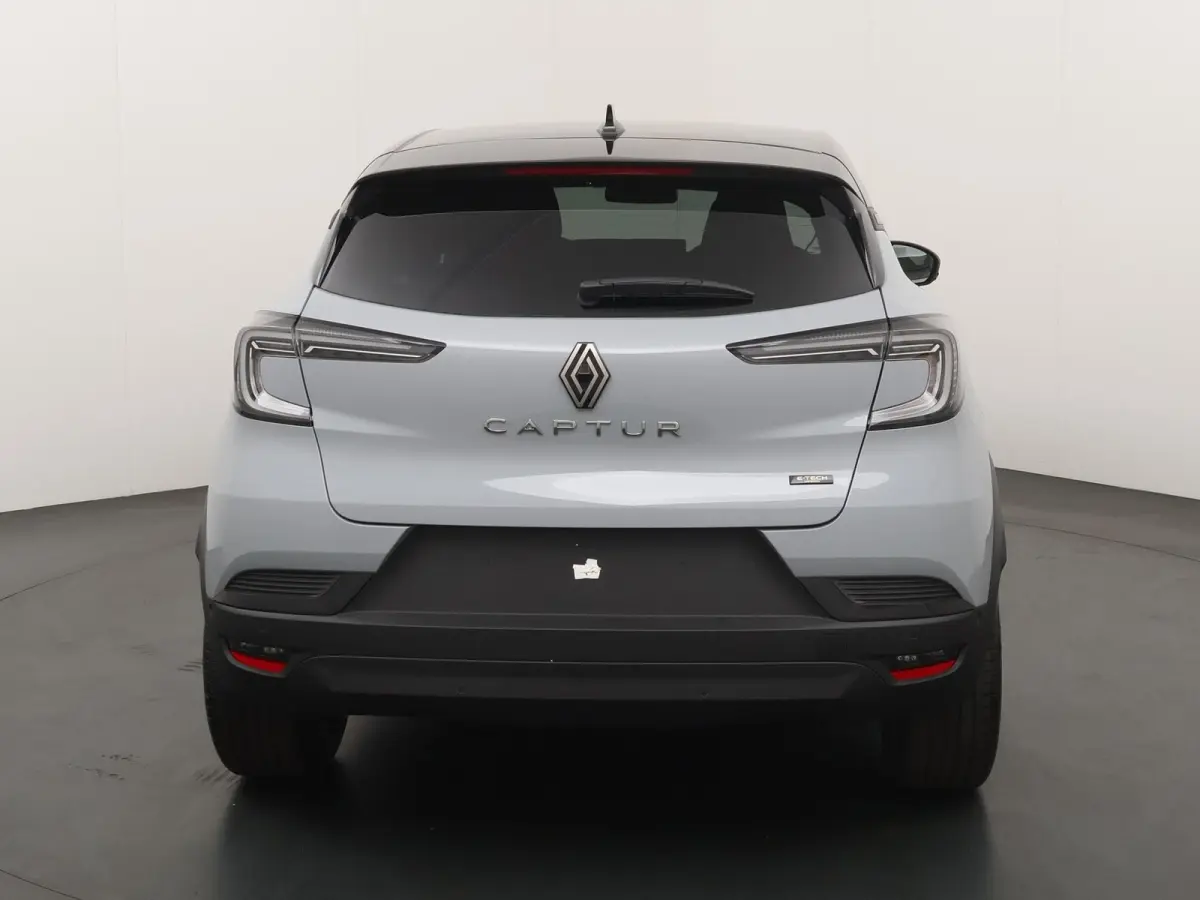 techno full hybrid E-Tech 160 | pack advanced driving assist | pack light & sound |