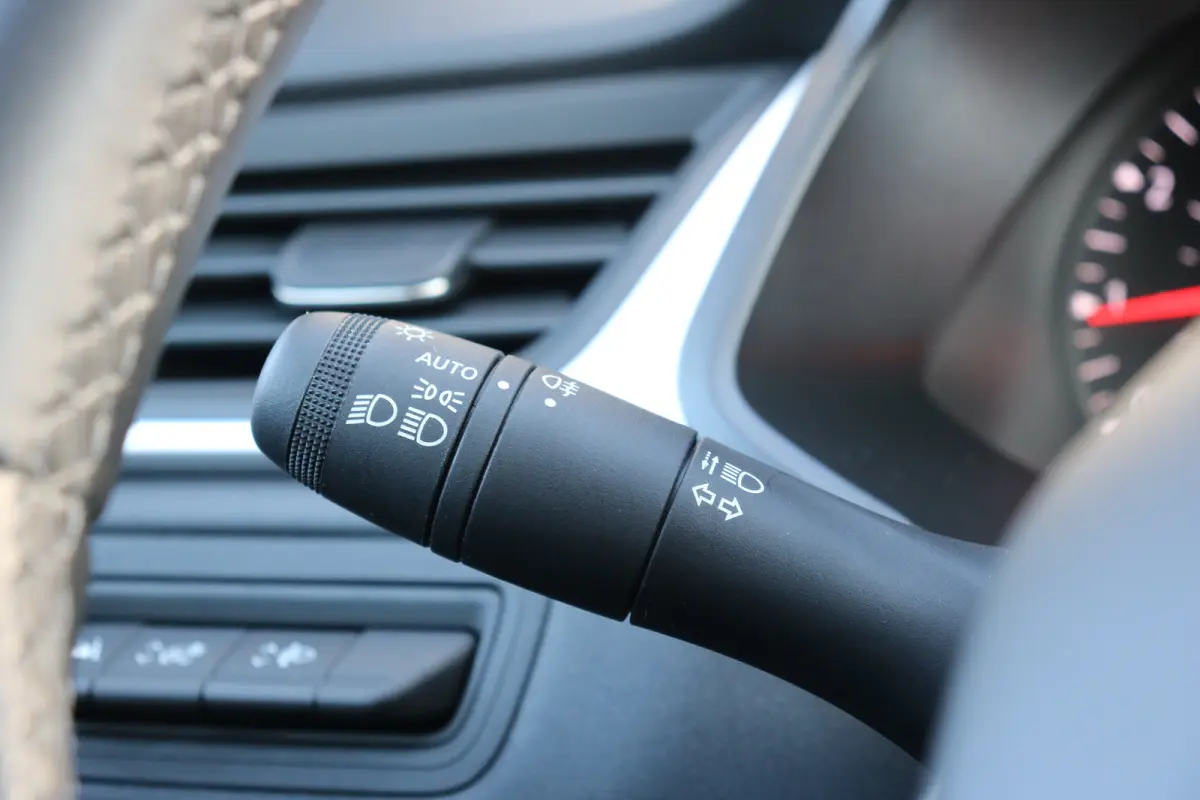 | Navi | Camera | PDC V+A | LED koplampen | LMV 17"| Cruise control | DAB |