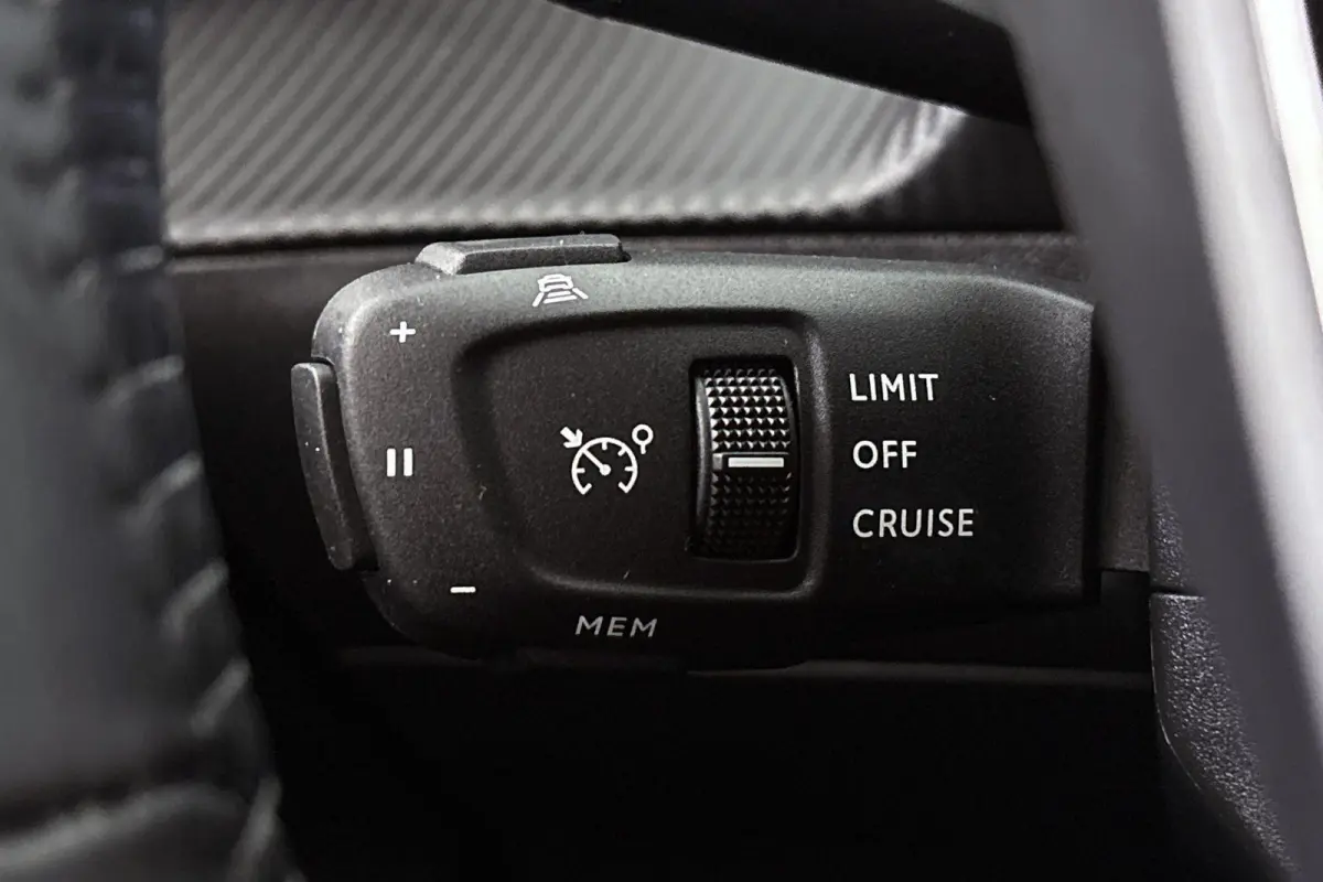 EV Allure Pack 50 kWh Camera Adaptieve Cruise Apple CarPlay